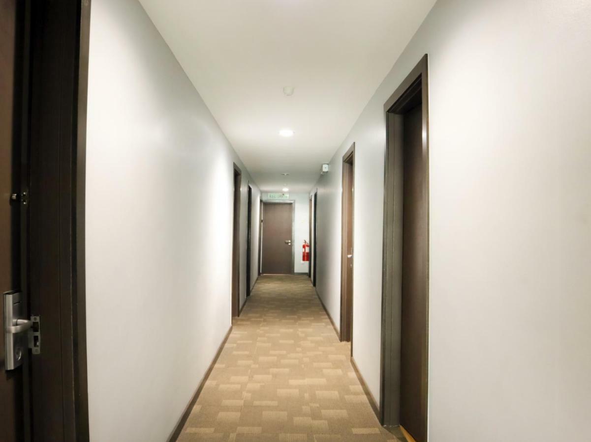 Oyo 232 The Suraya Hotel Kuantan Buitenkant foto